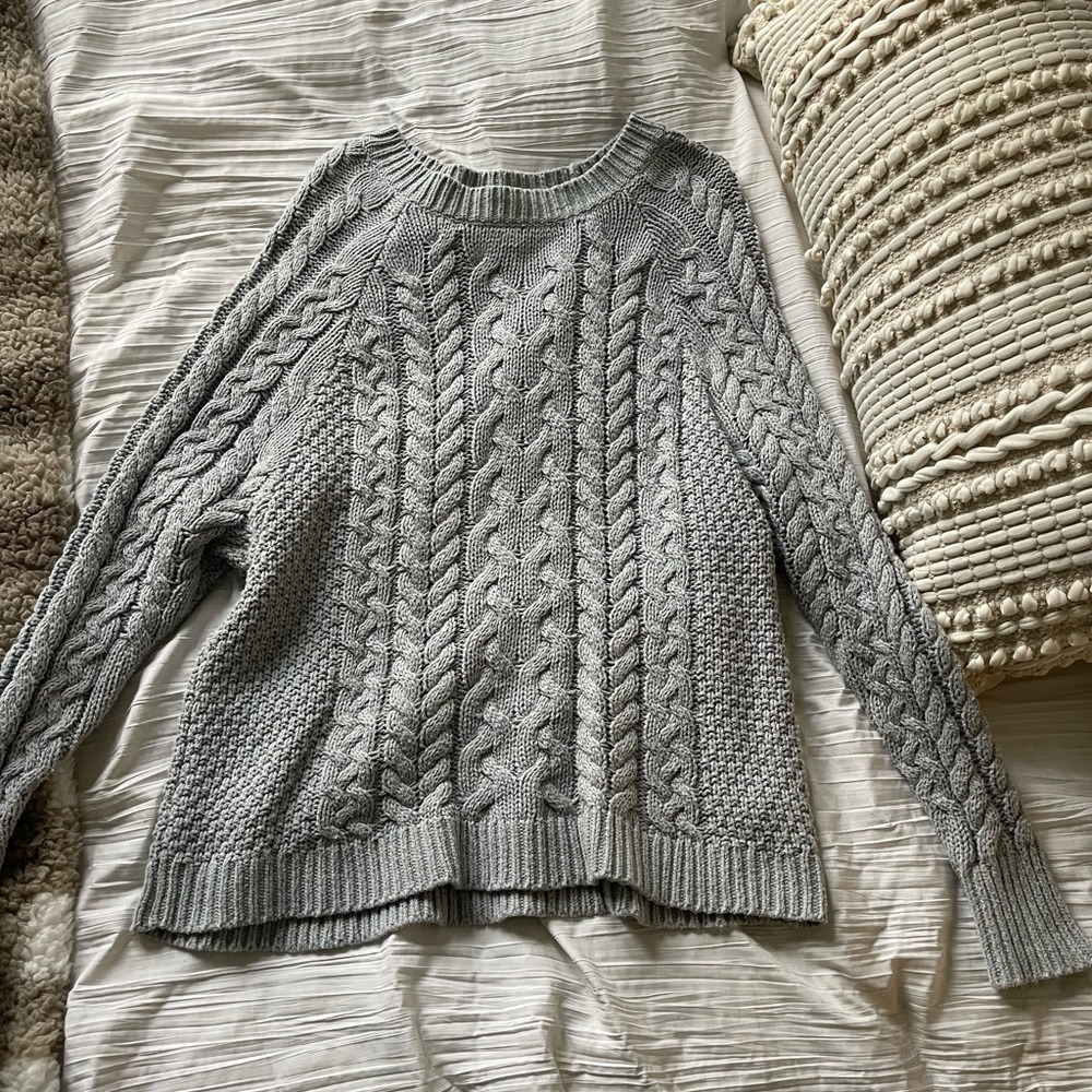 aerie grey sweater size small